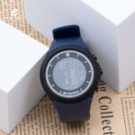 ⁦ساعة بنما شبابي إلكتروني صغير⁩ - الصورة ⁦4⁩